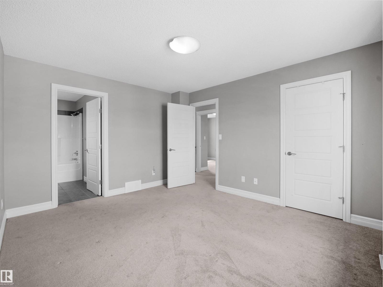 3623 15A ST NW - 32