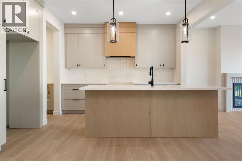 112 Sunrise Heath - 1