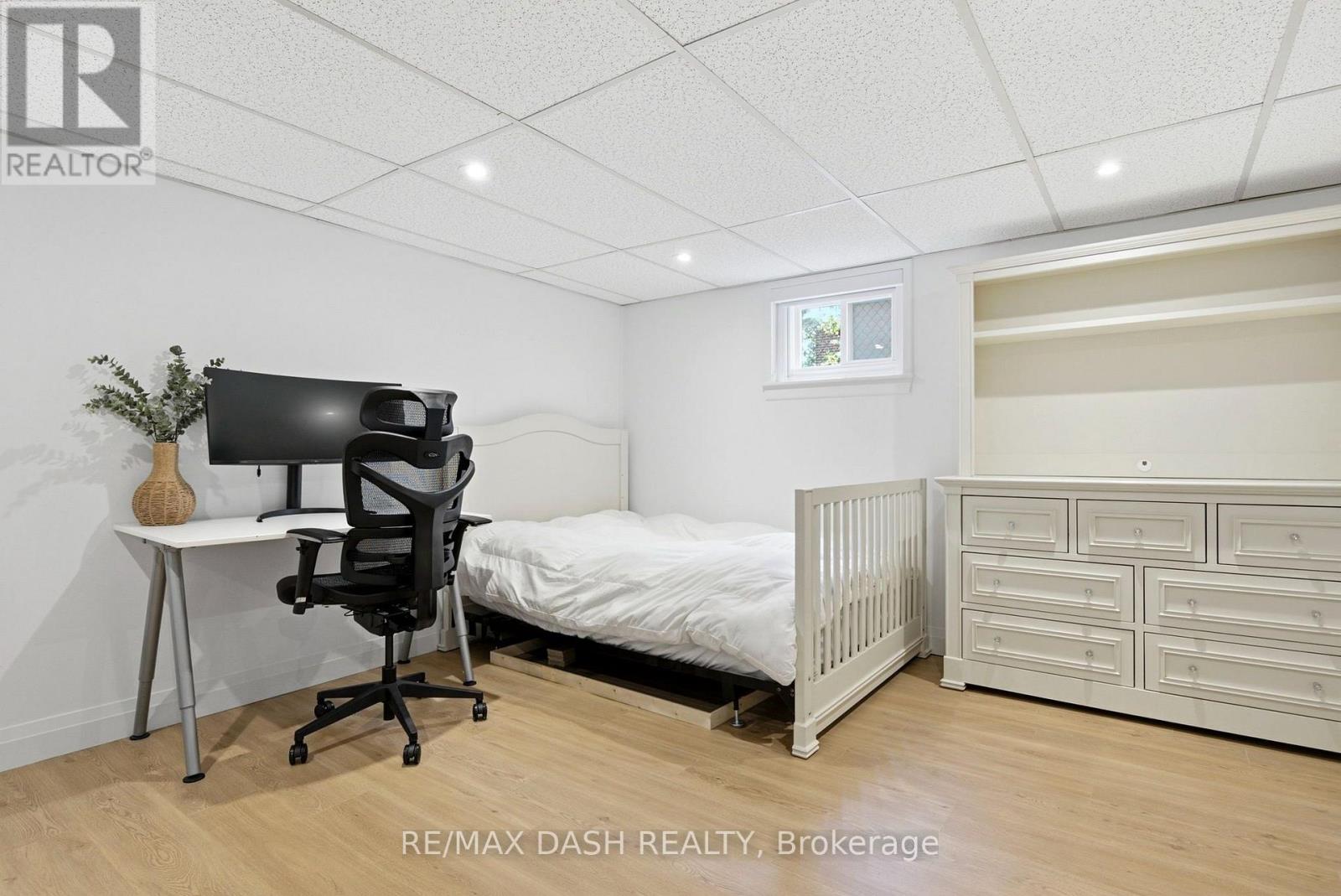111 GORMAN PARK ROAD - 31