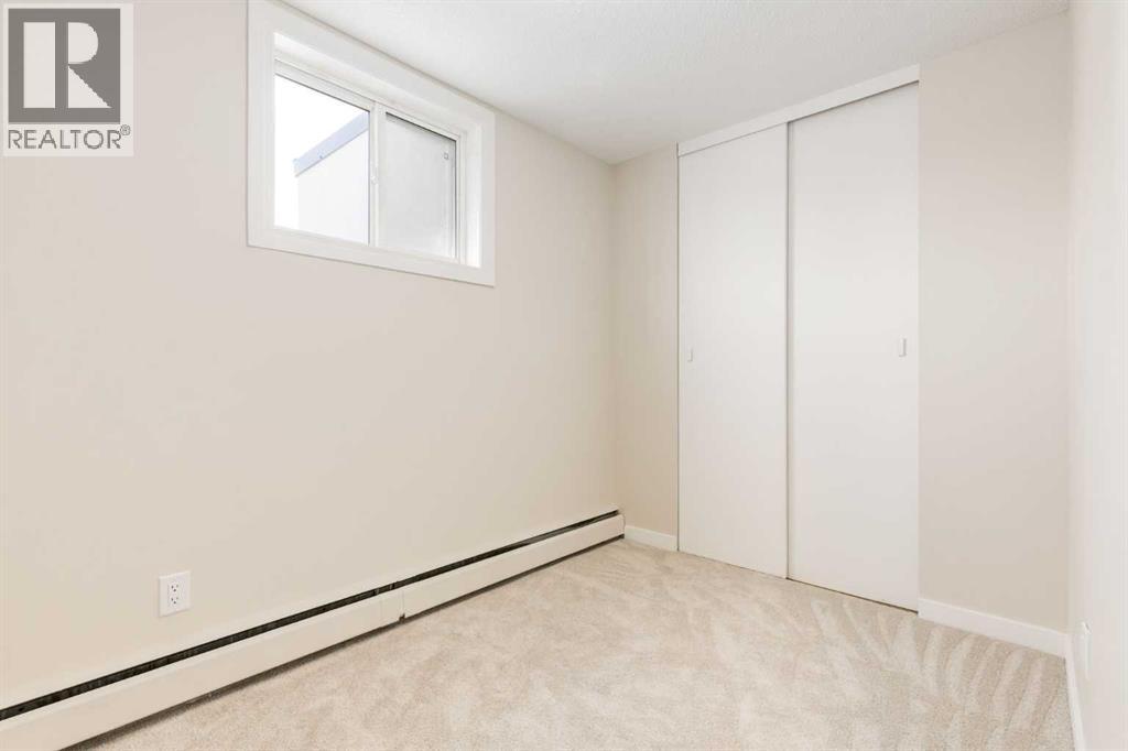 #67 3809 45 Street SW - 17
