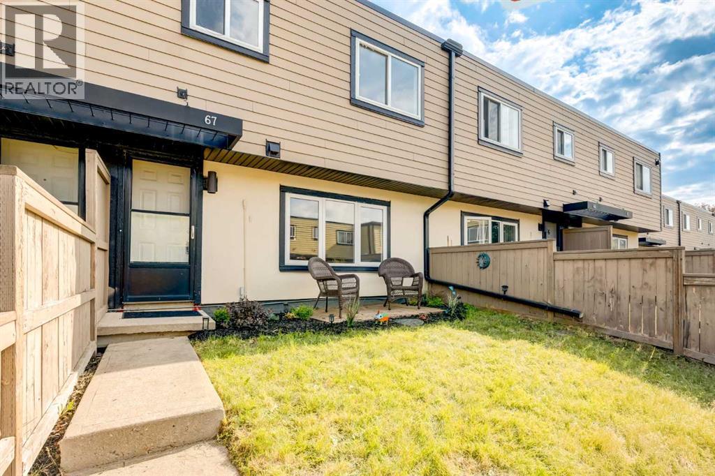 #67 3809 45 Street SW - 22