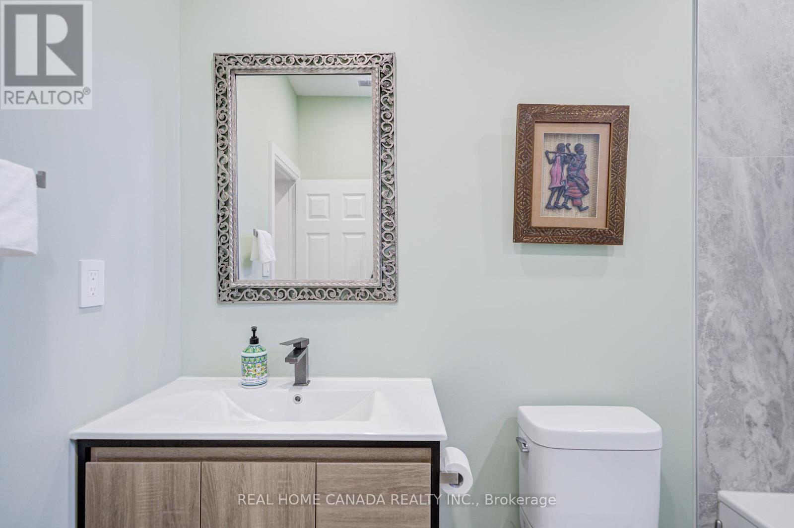 29 ELLESBORO DRIVE - 25