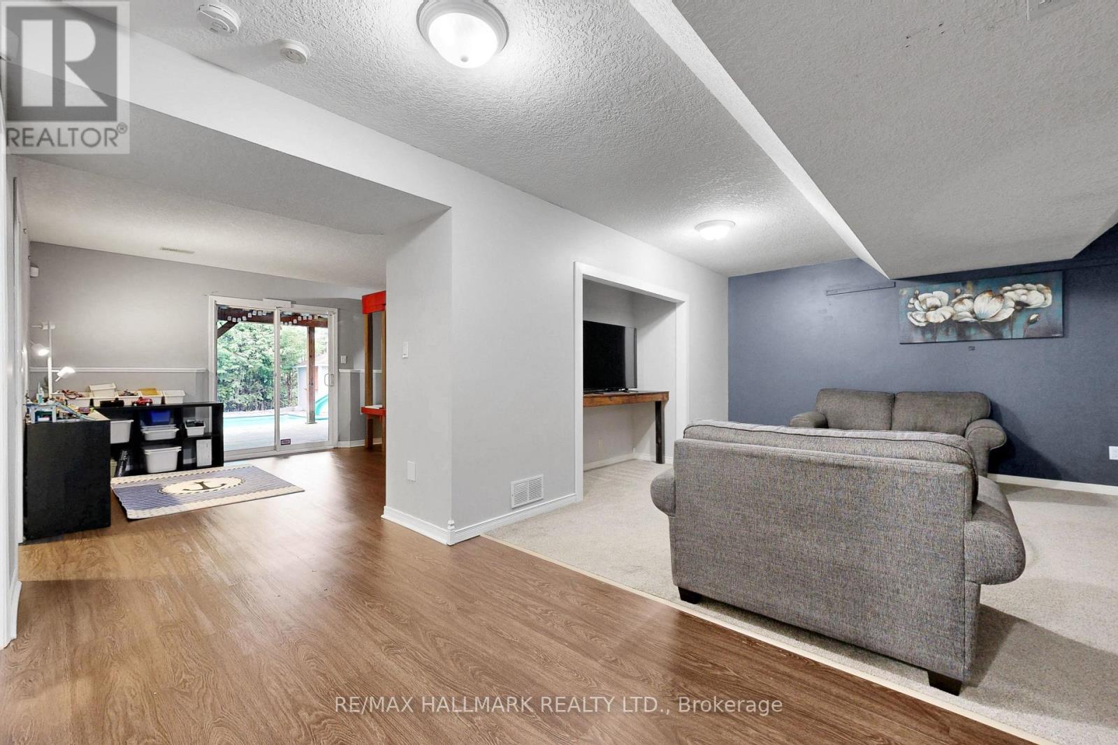 71 HUNTER ROAD - Image 32