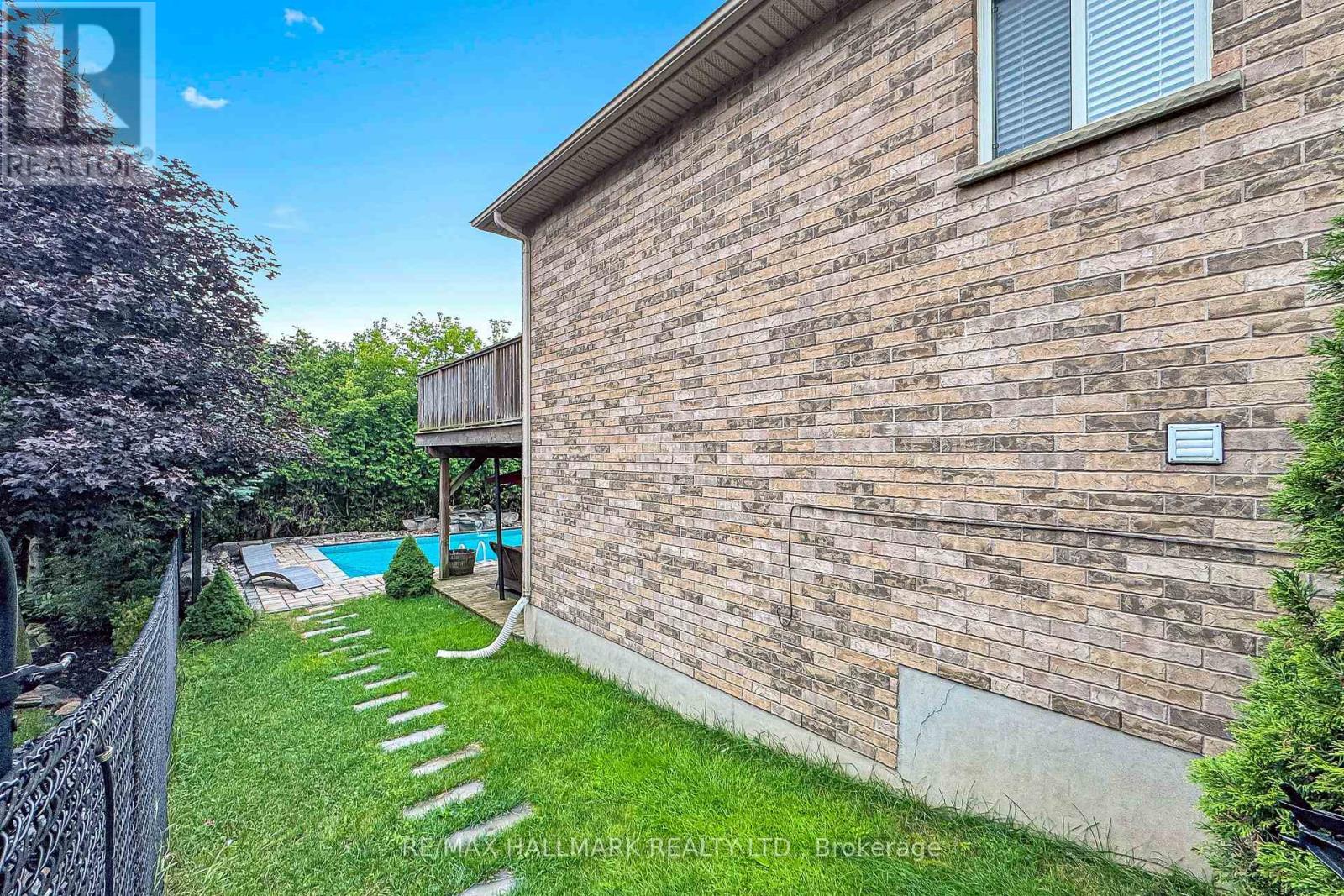 71 HUNTER ROAD - Image 44