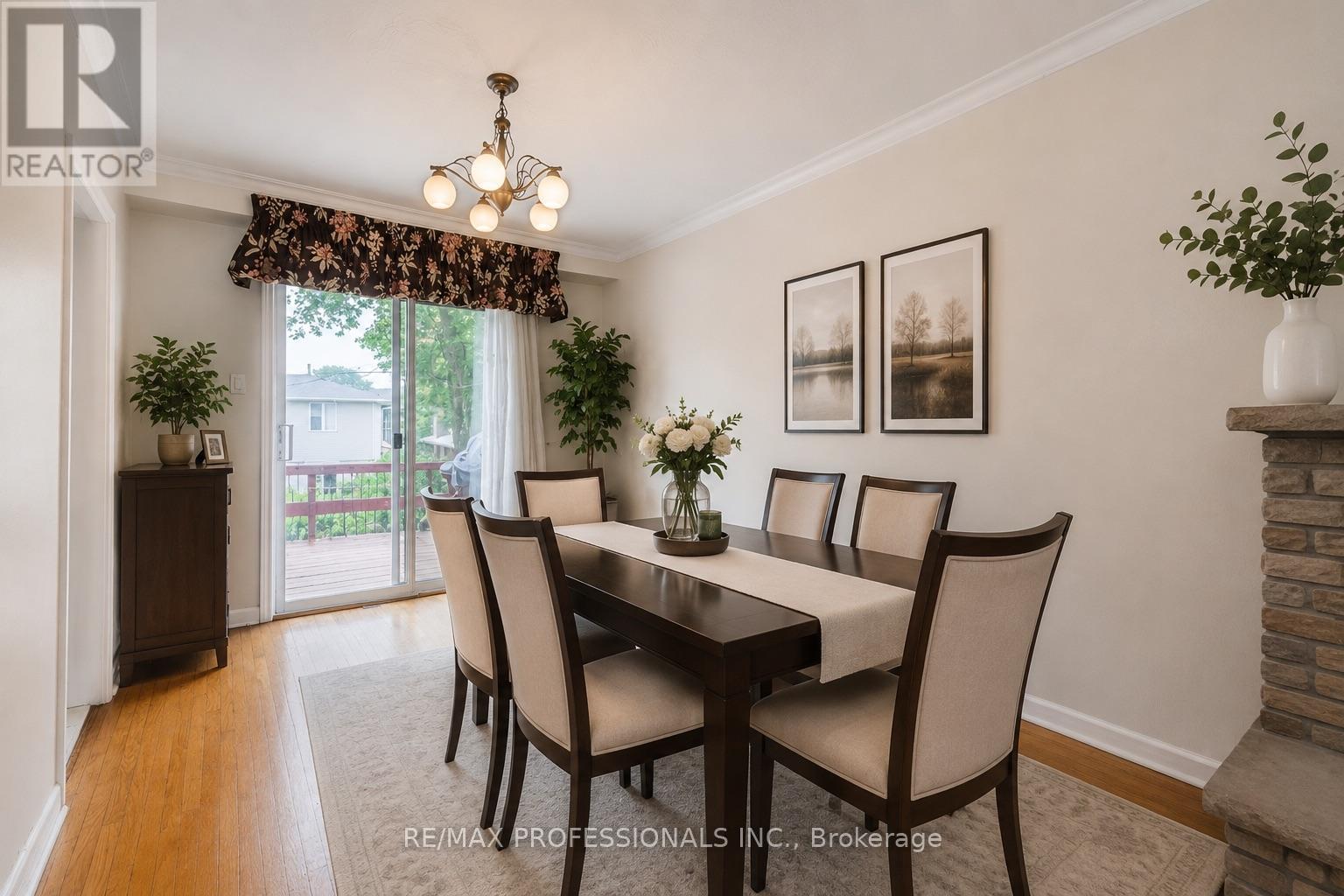 48 DALEGROVE CRESCENT - 13