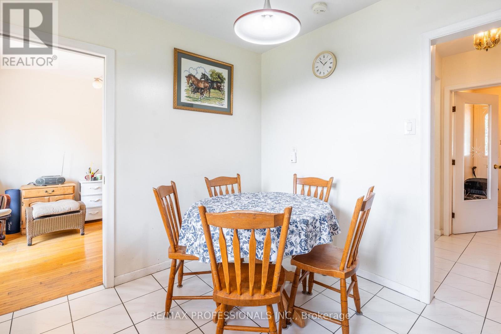 48 DALEGROVE CRESCENT - 21