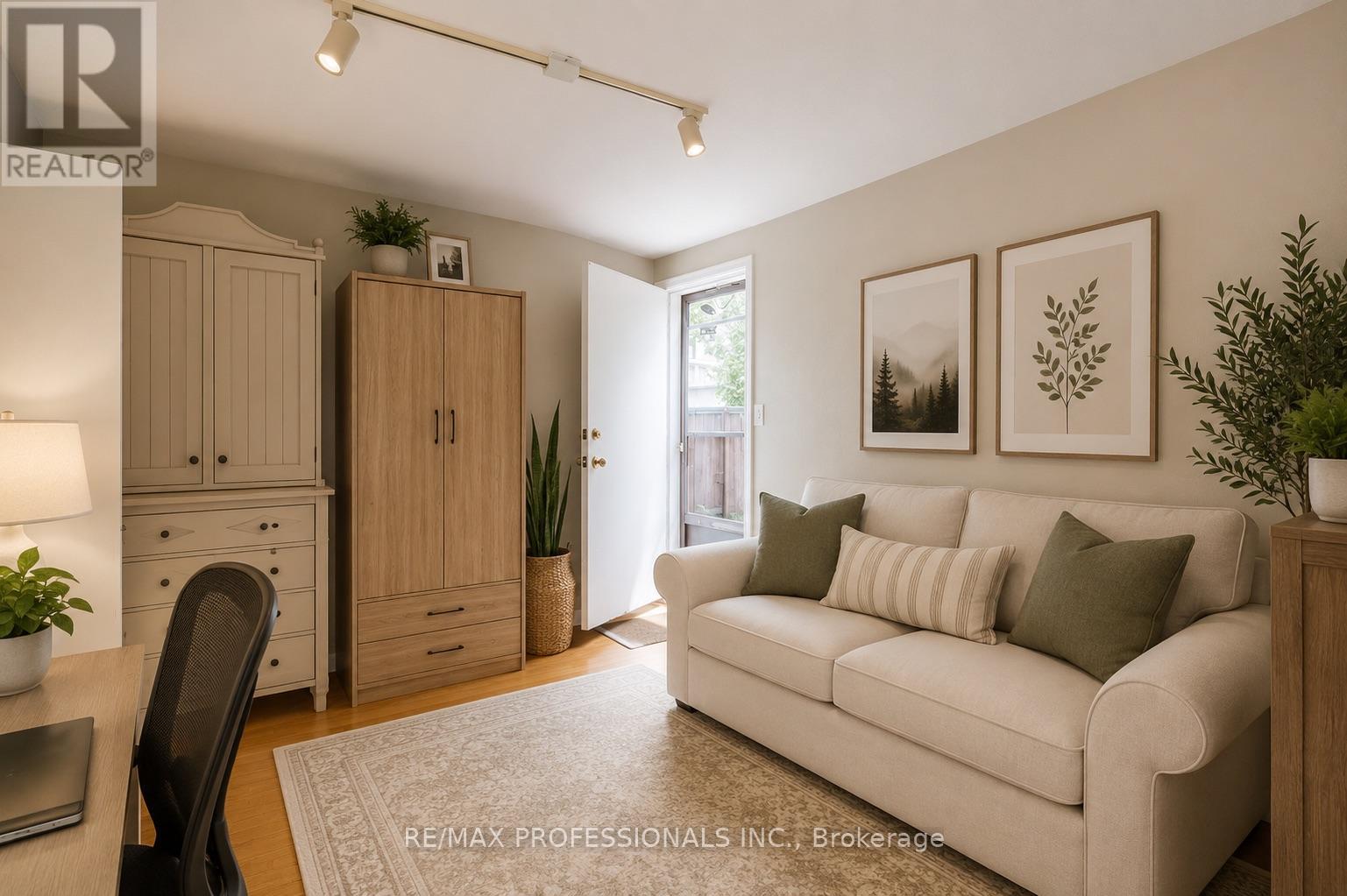 48 DALEGROVE CRESCENT - 34