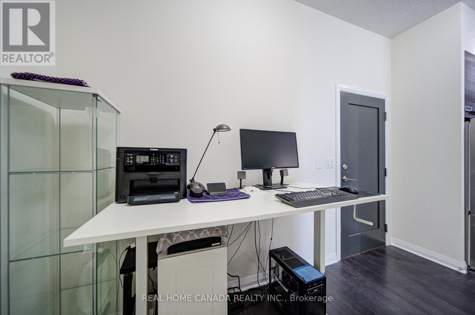#916 5033 FOUR SPRING AVENUE - 12