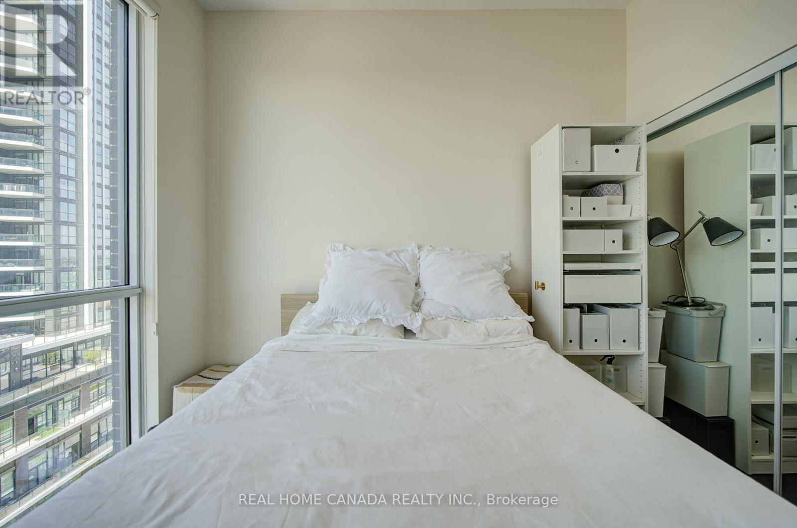 #916 5033 FOUR SPRING AVENUE - 32