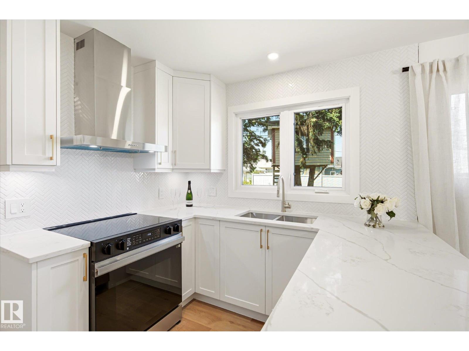 4708 104A AV NW - 15