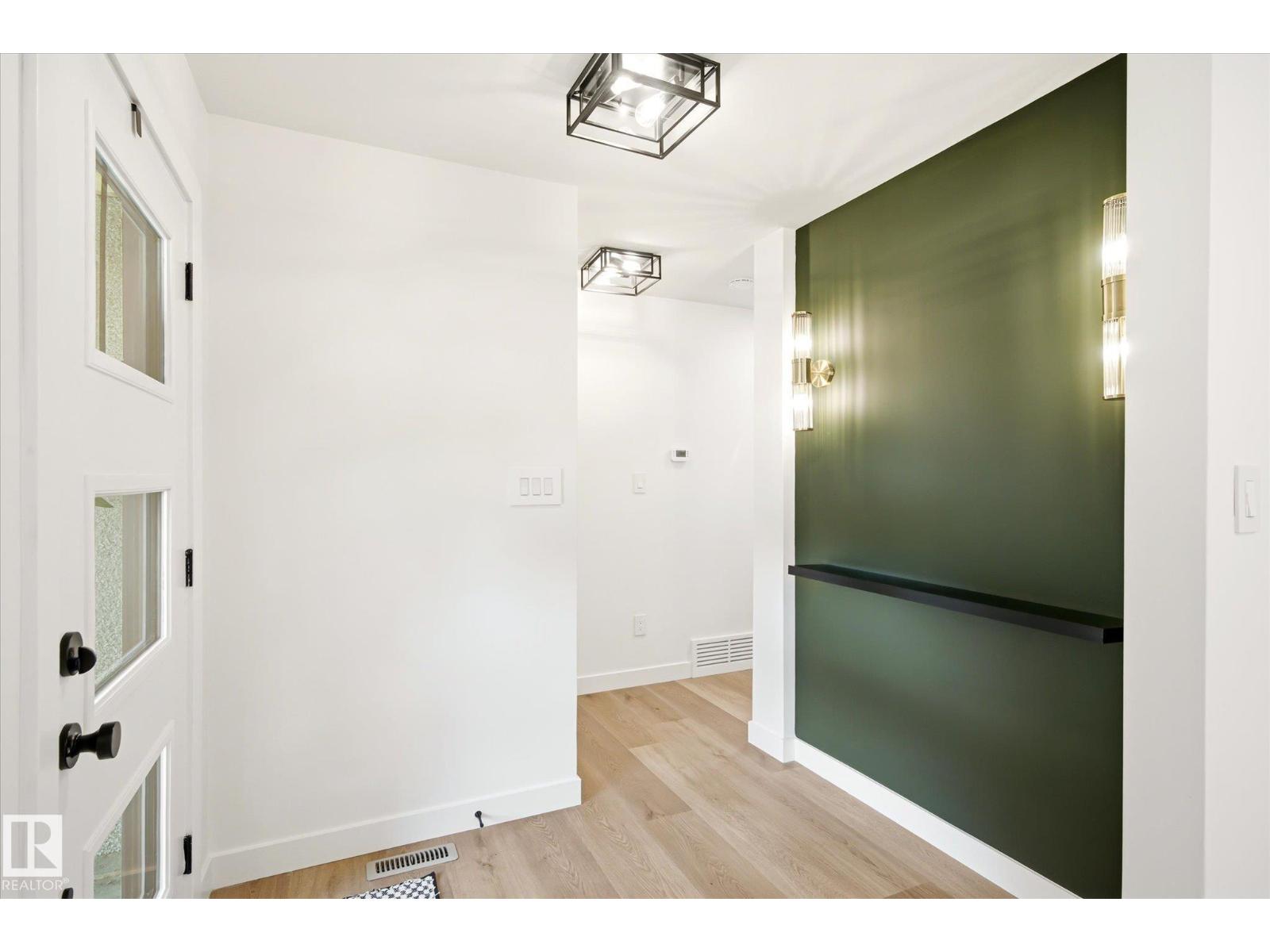4708 104A AV NW - 17