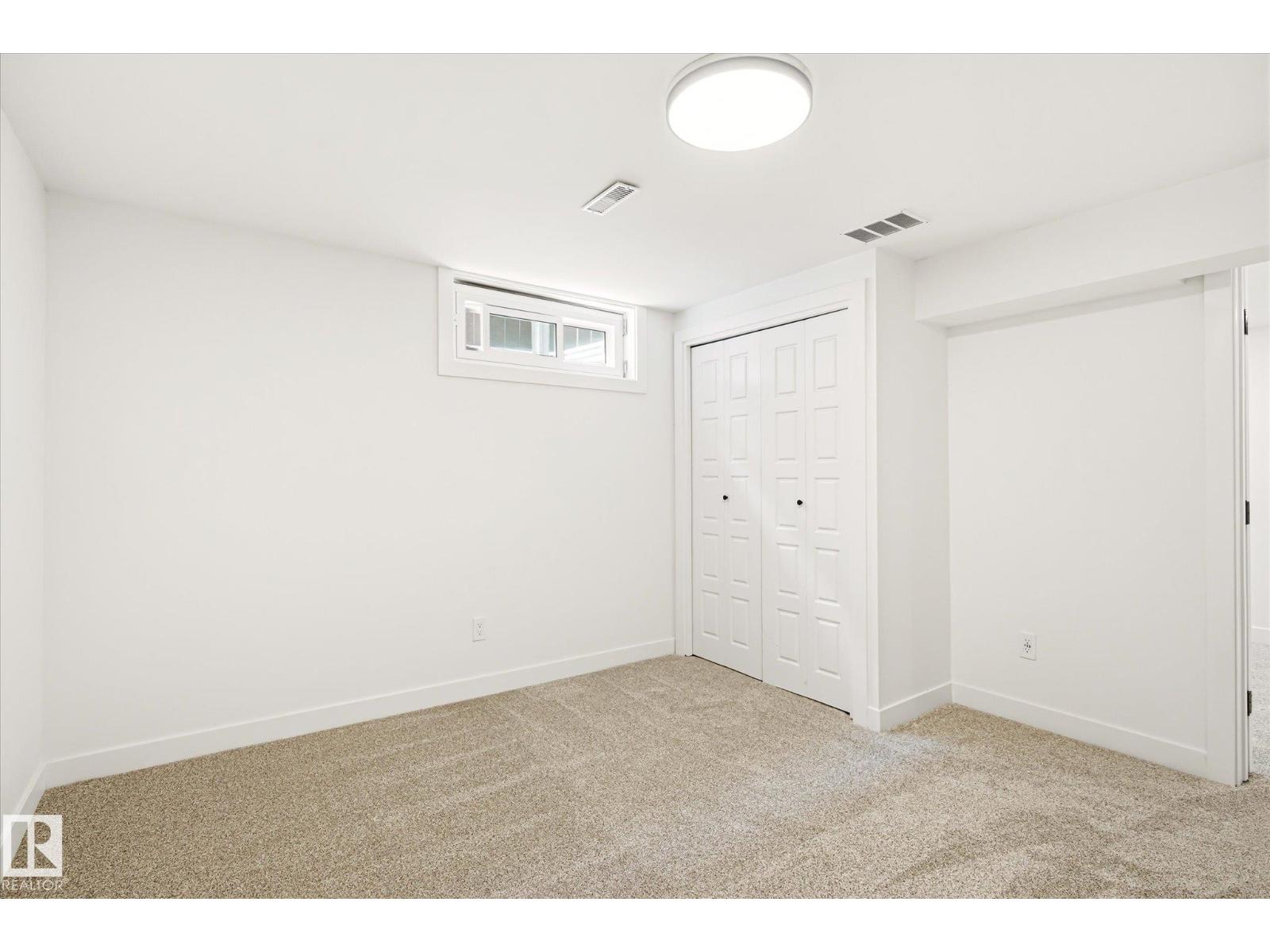 4708 104A AV NW - 34