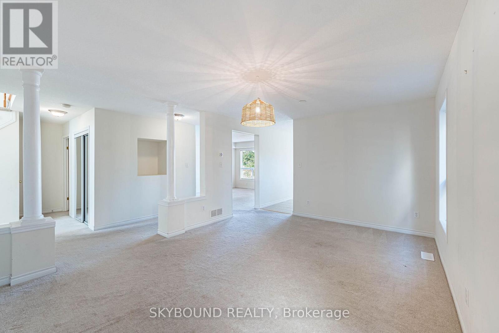 735 KARLSFELD ROAD - 10