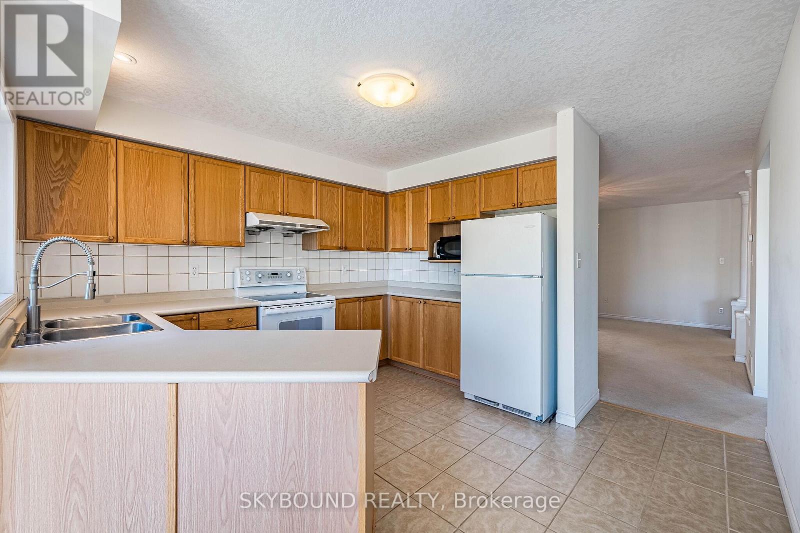 735 KARLSFELD ROAD - 17