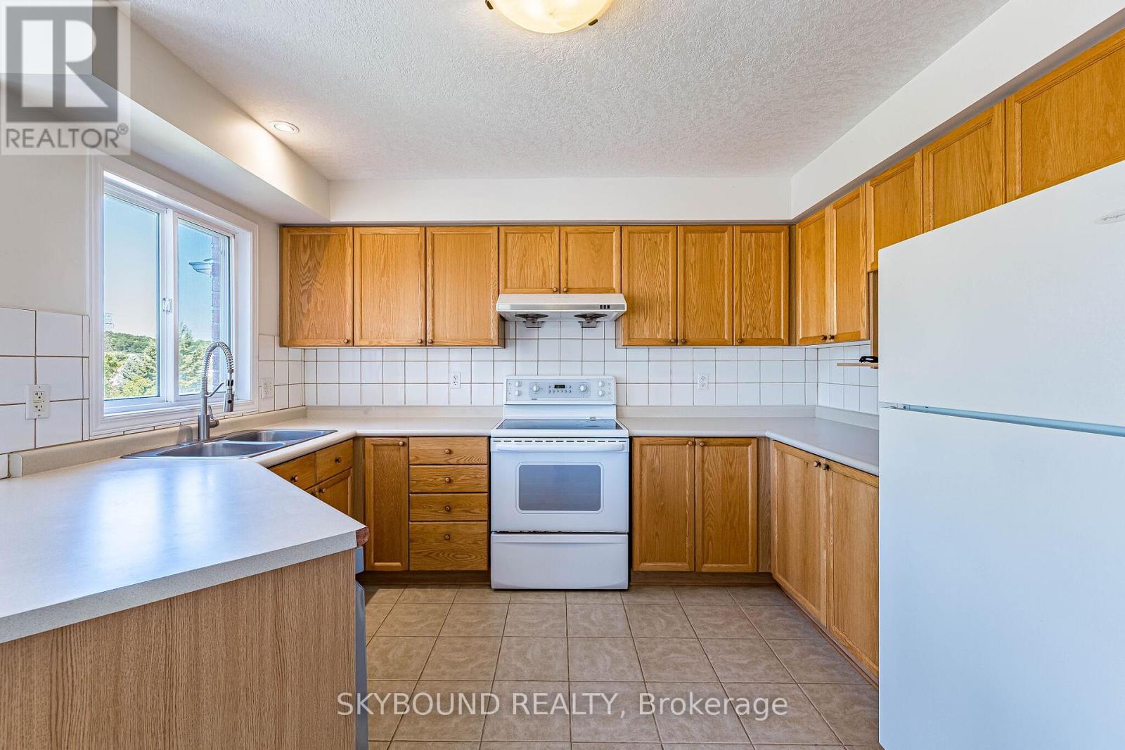 735 KARLSFELD ROAD - 19