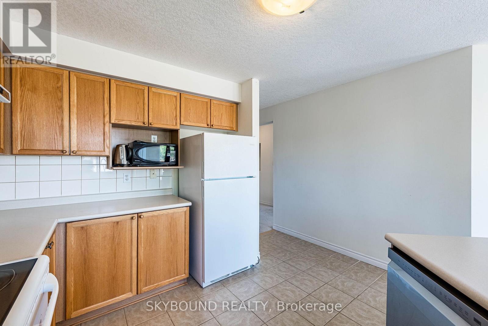 735 KARLSFELD ROAD - 22