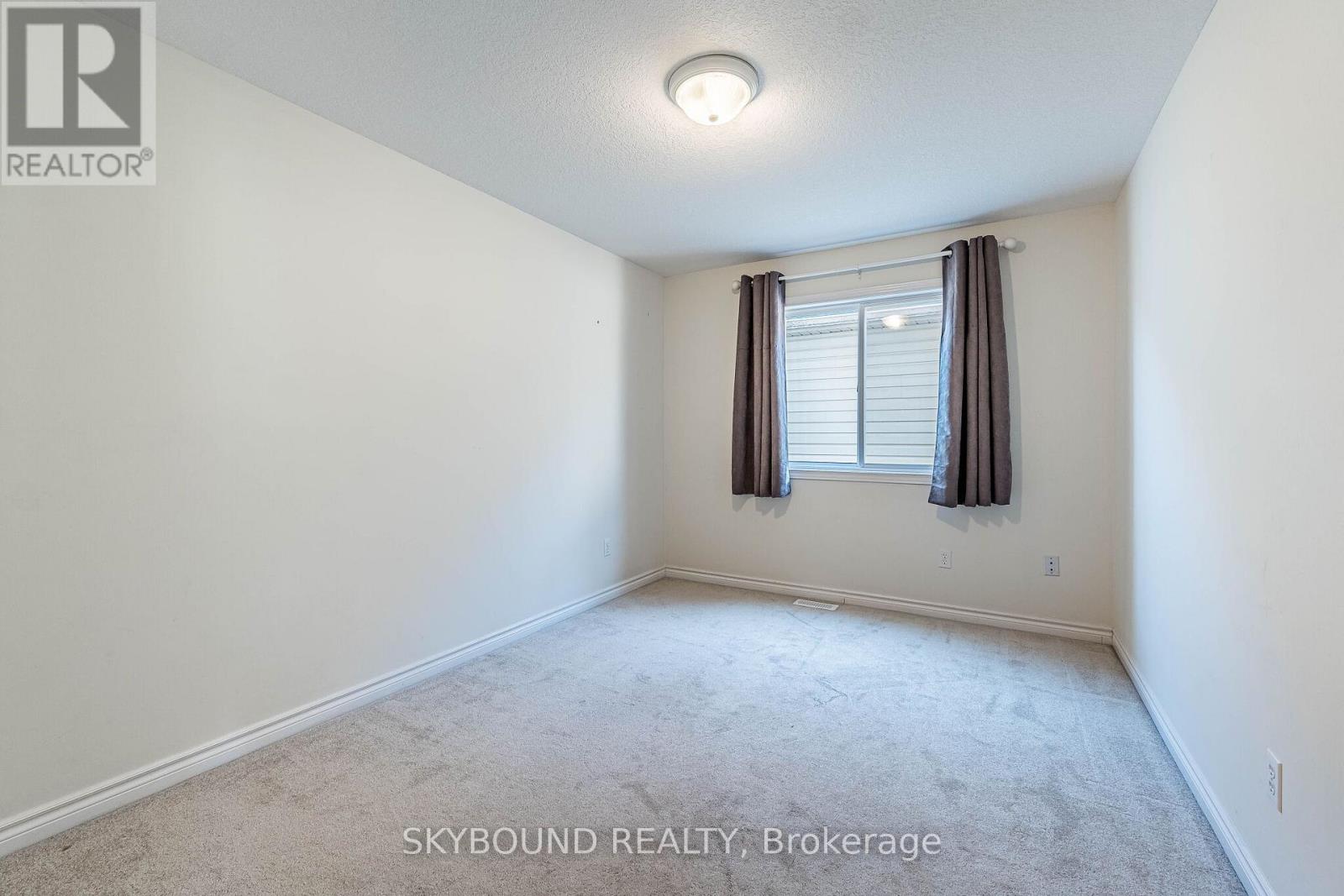 735 KARLSFELD ROAD - 34