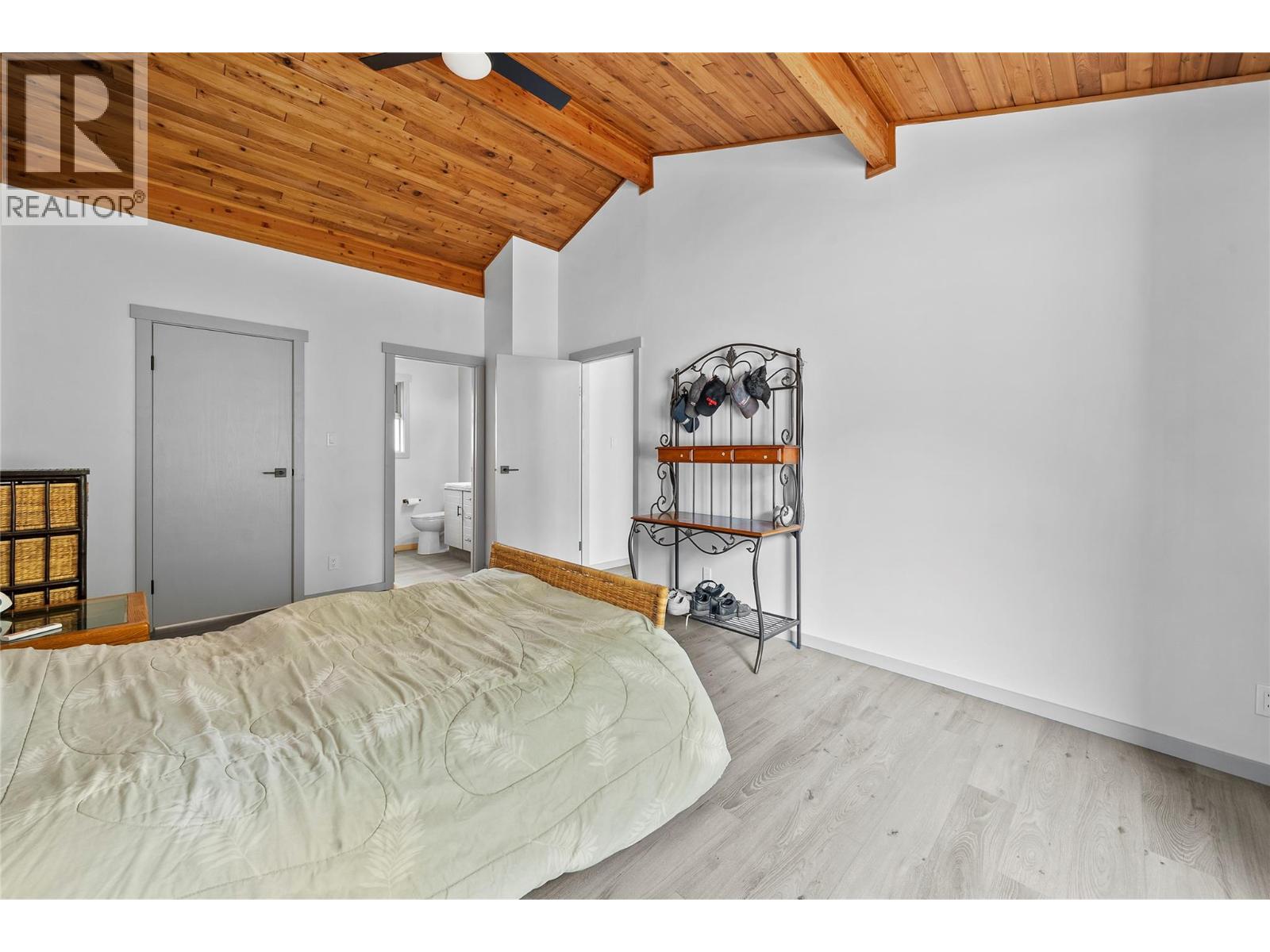 304 Brooke Drive - 20
