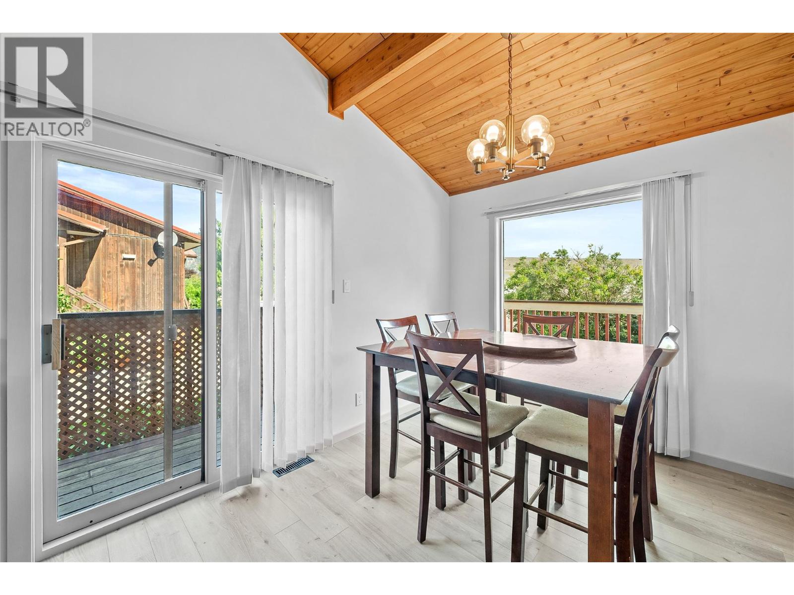 304 Brooke Drive - 14