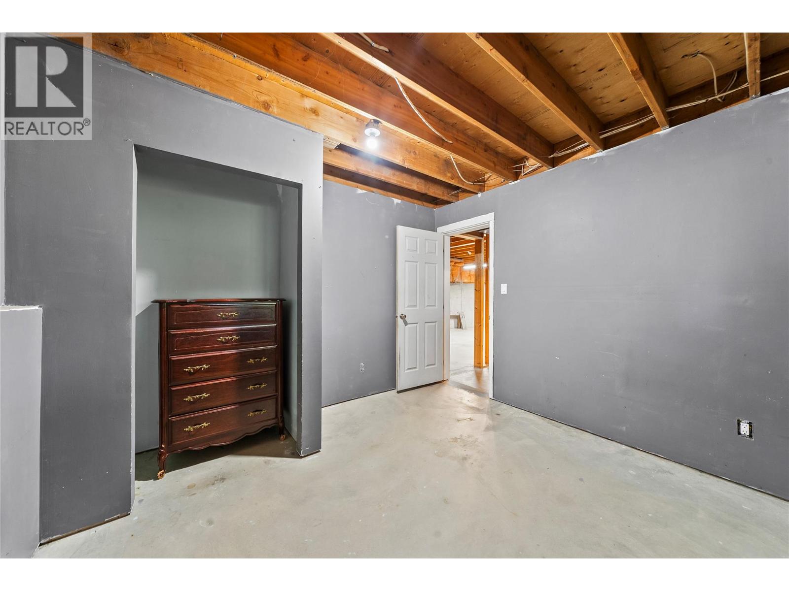 304 Brooke Drive - 36