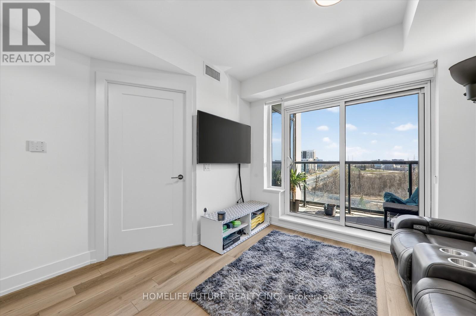 #1017 8 CEDARLAND DRIVE - 11