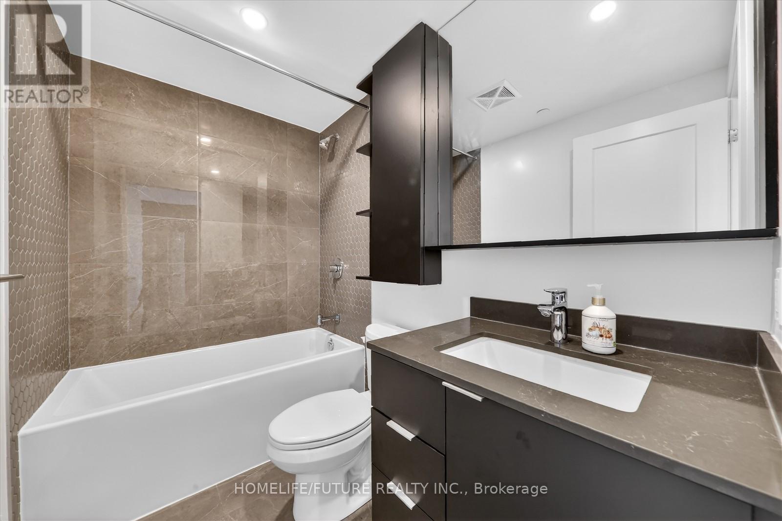 #1017 8 CEDARLAND DRIVE - 15