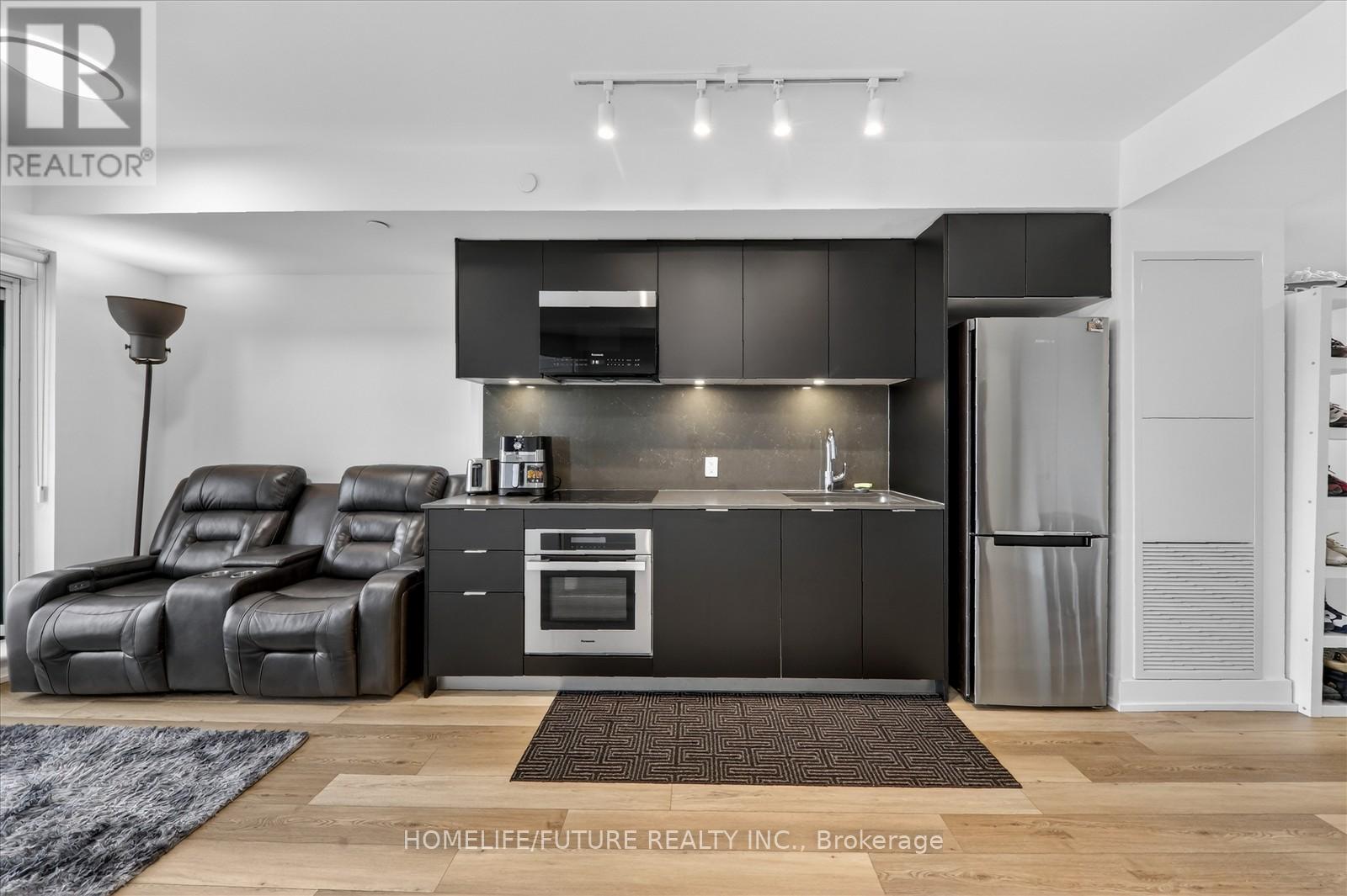 #1017 8 CEDARLAND DRIVE - 7