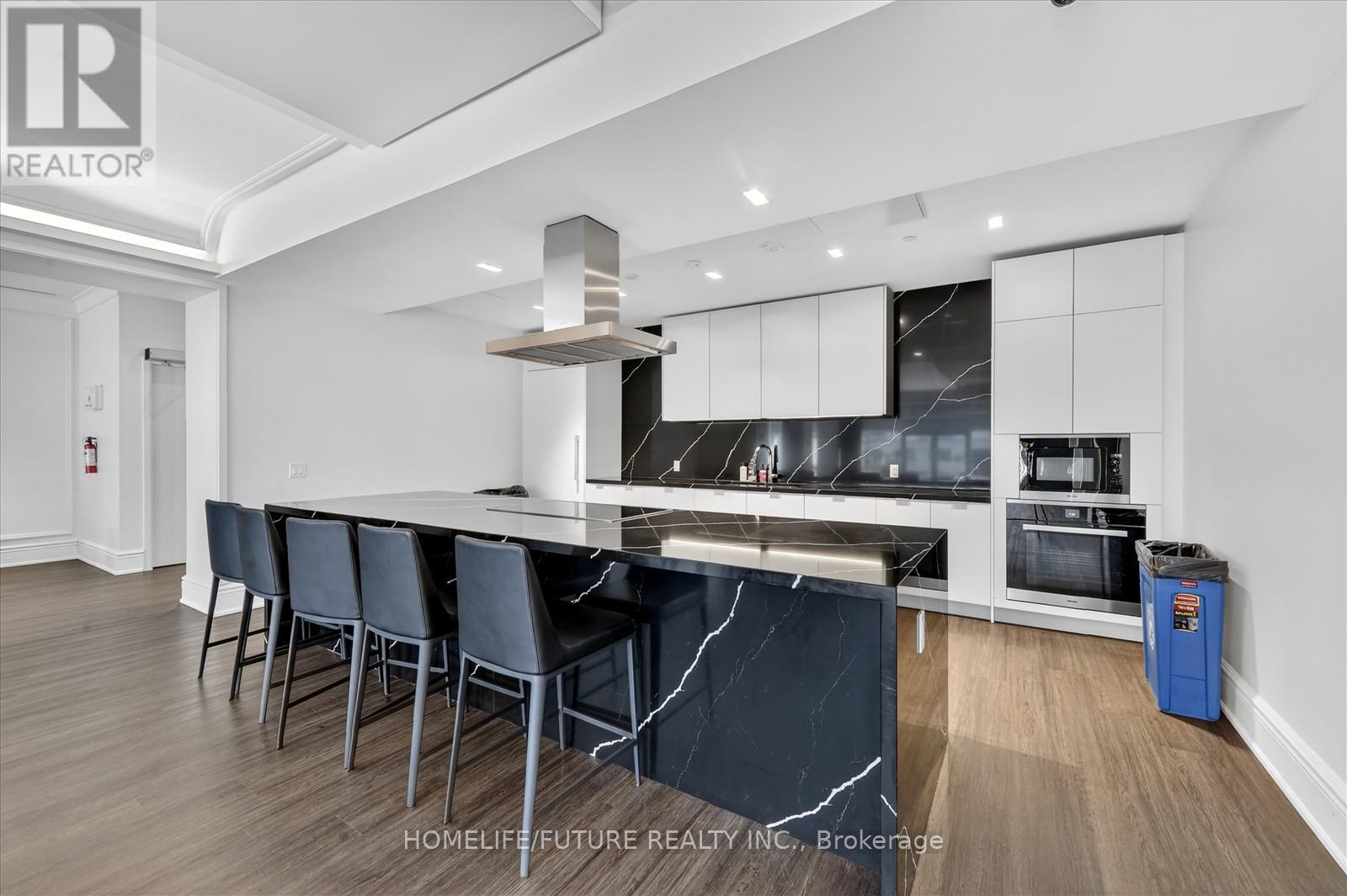 #1017 8 CEDARLAND DRIVE - 30