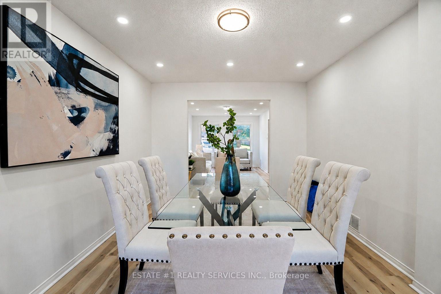 35 GOLDEN MEADOW DRIVE - 11