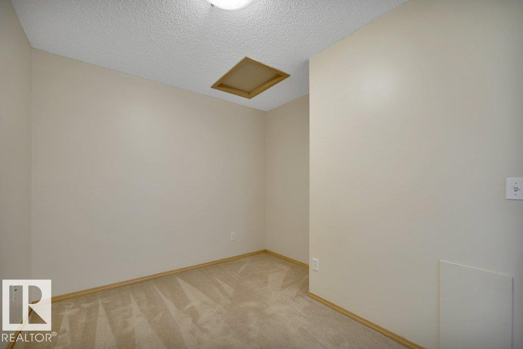 #90 604 62 ST SW - 26