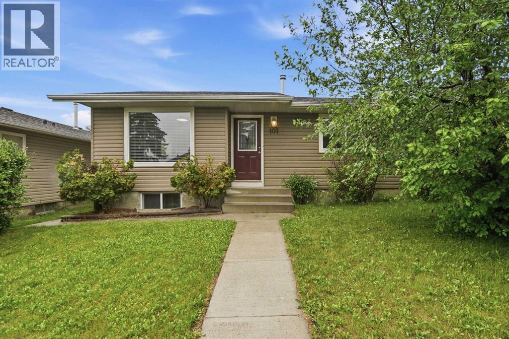 101 Aspen Crescent