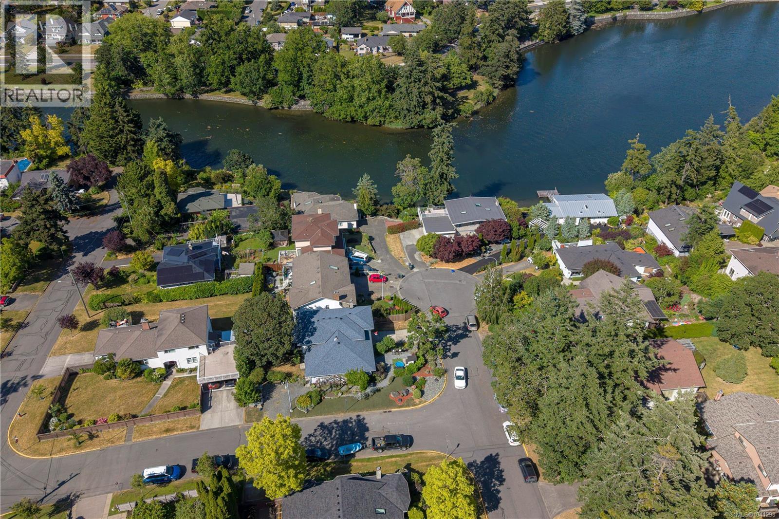 928 Mesher Pl - 36