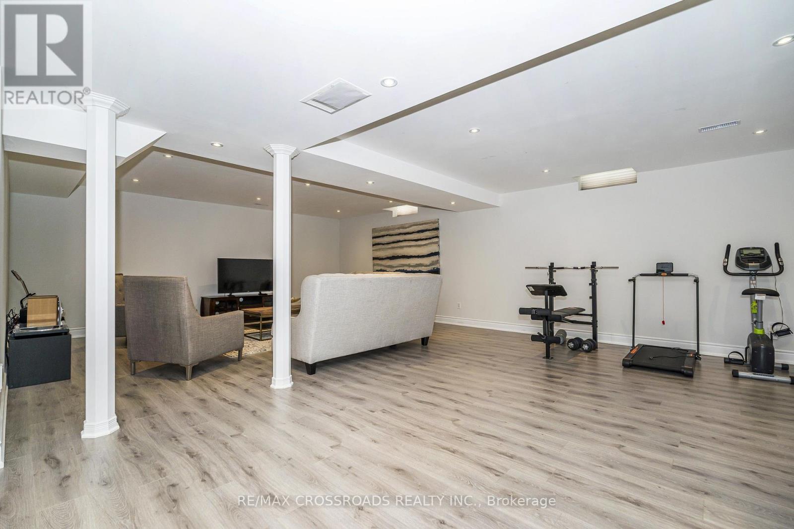 120 GOLDEN ORCHARD ROAD - Image 44
