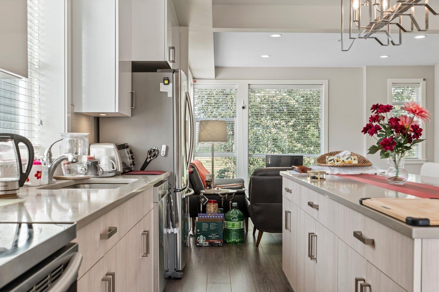 11 8413 MIDTOWN WAY, Chilliwack Proper South, Chilliwack