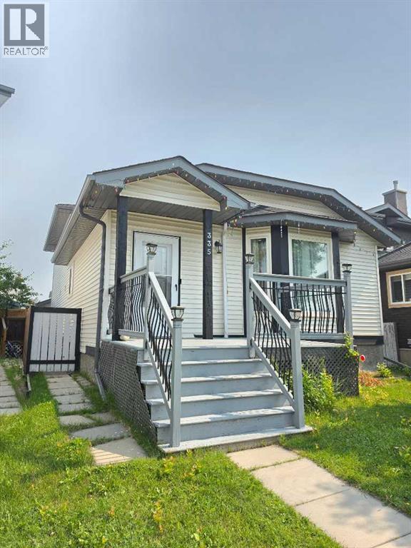 335 Covington Bay NE, Coventry Hills, Calgary photo 2