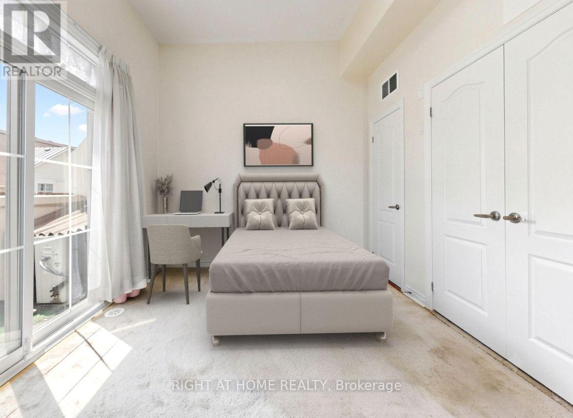 #24 86 PRESTON MEADOW AVENUE - 35