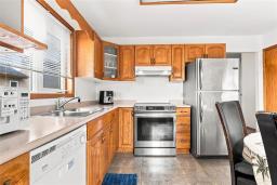 84 Foxwarren Drive, Winnipeg, MB R2P2X3 Photo 11