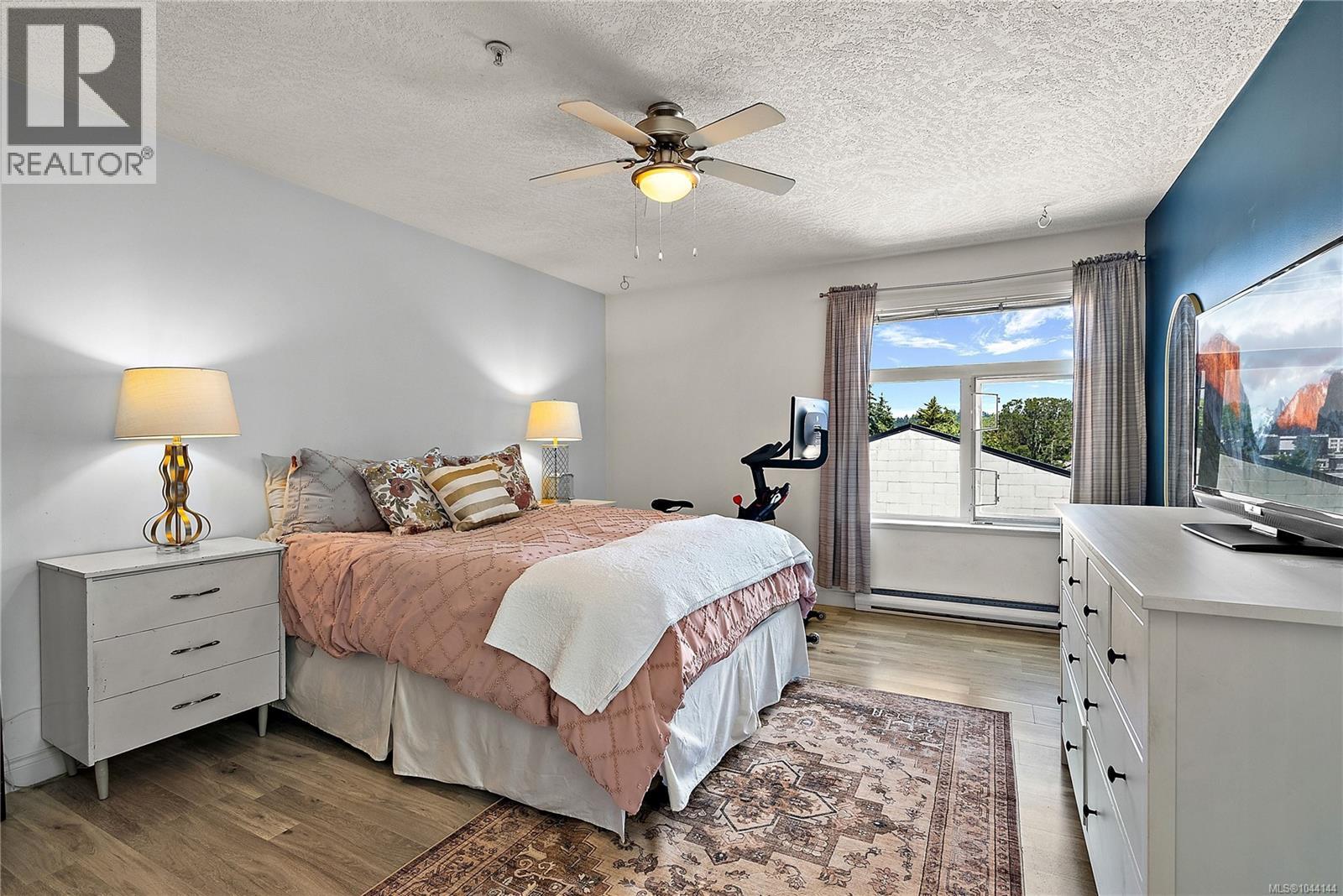 #404 1258 Esquimalt Rd - 13