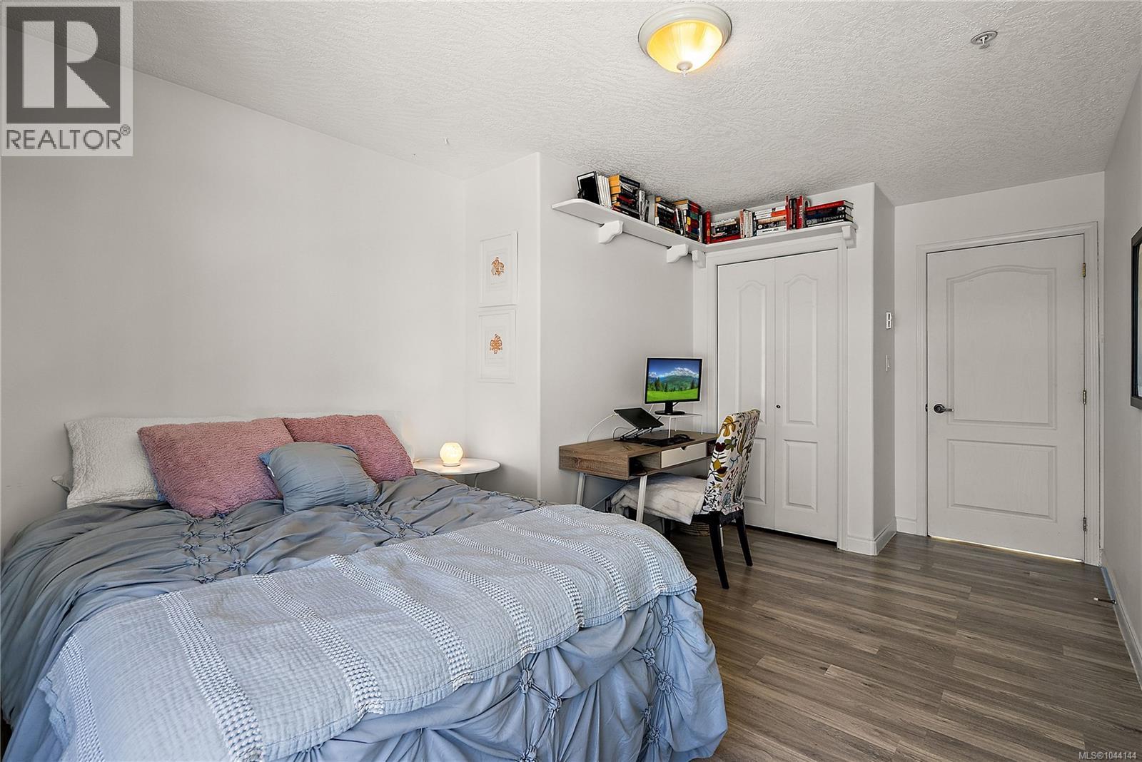 #404 1258 Esquimalt Rd - 16