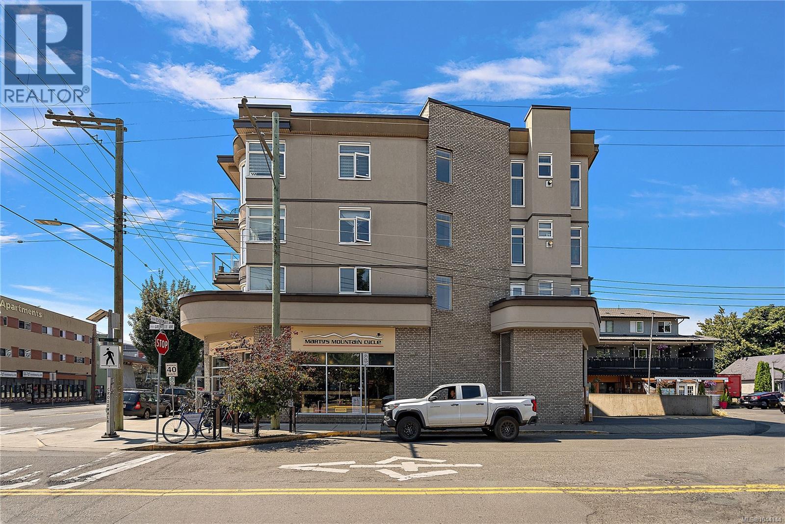 #404 1258 Esquimalt Rd - 21