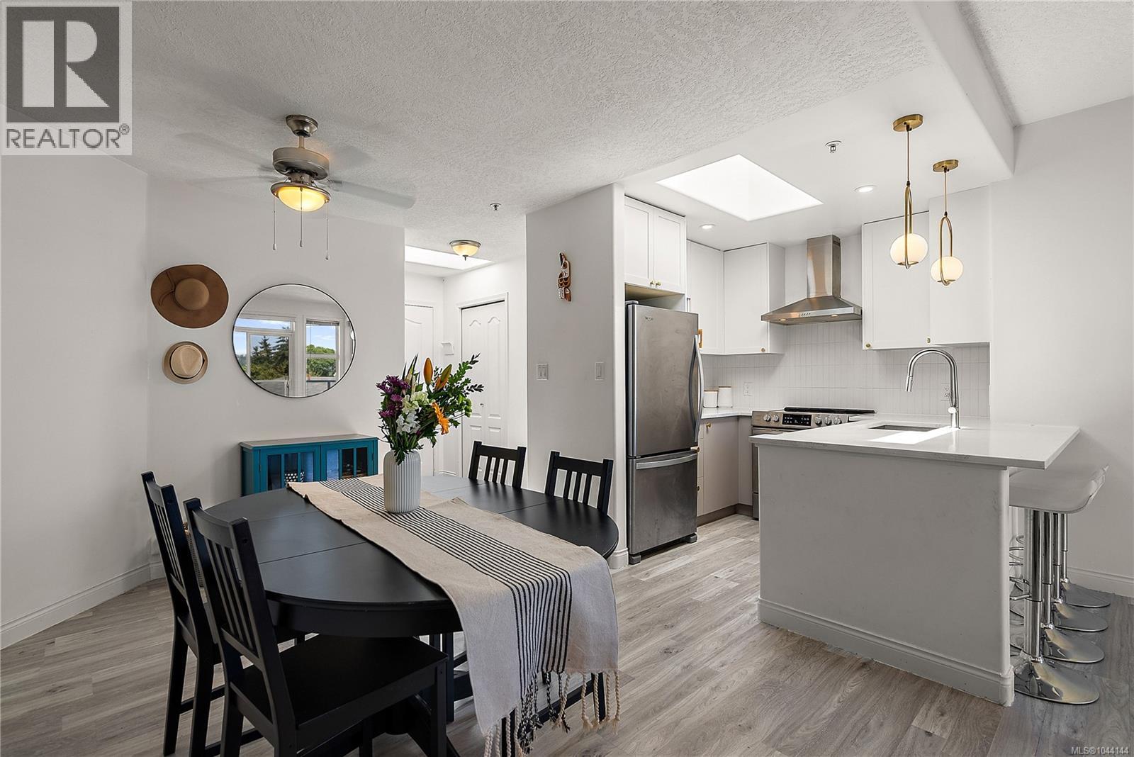 #404 1258 Esquimalt Rd - 8