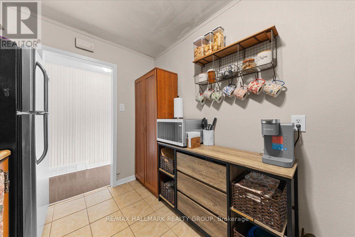 664 CUMMINGS AVENUE - Image 26