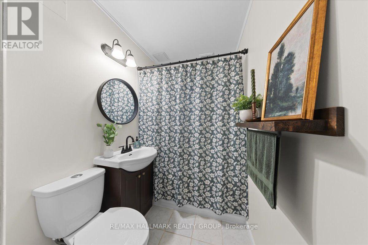 664 CUMMINGS AVENUE - Image 32