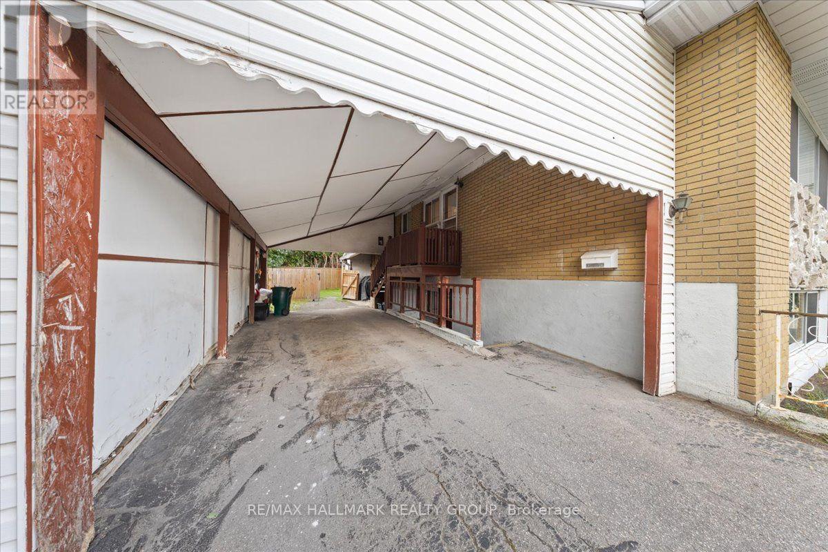 664 CUMMINGS AVENUE - 34