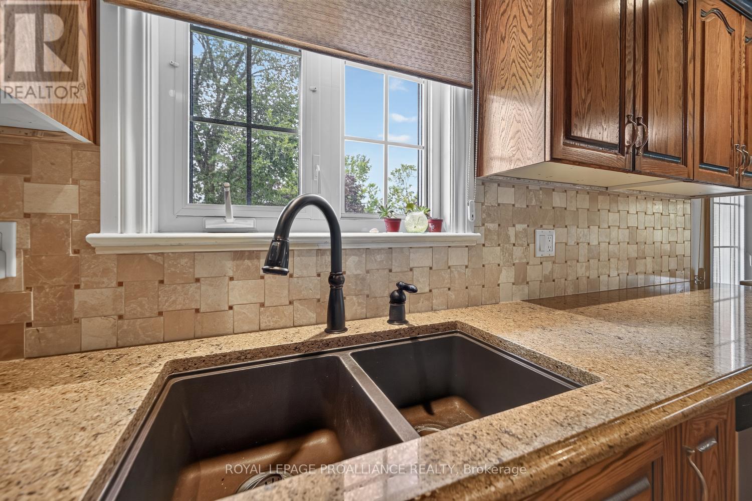 1099 BRIDLEWOOD DRIVE - Image 12