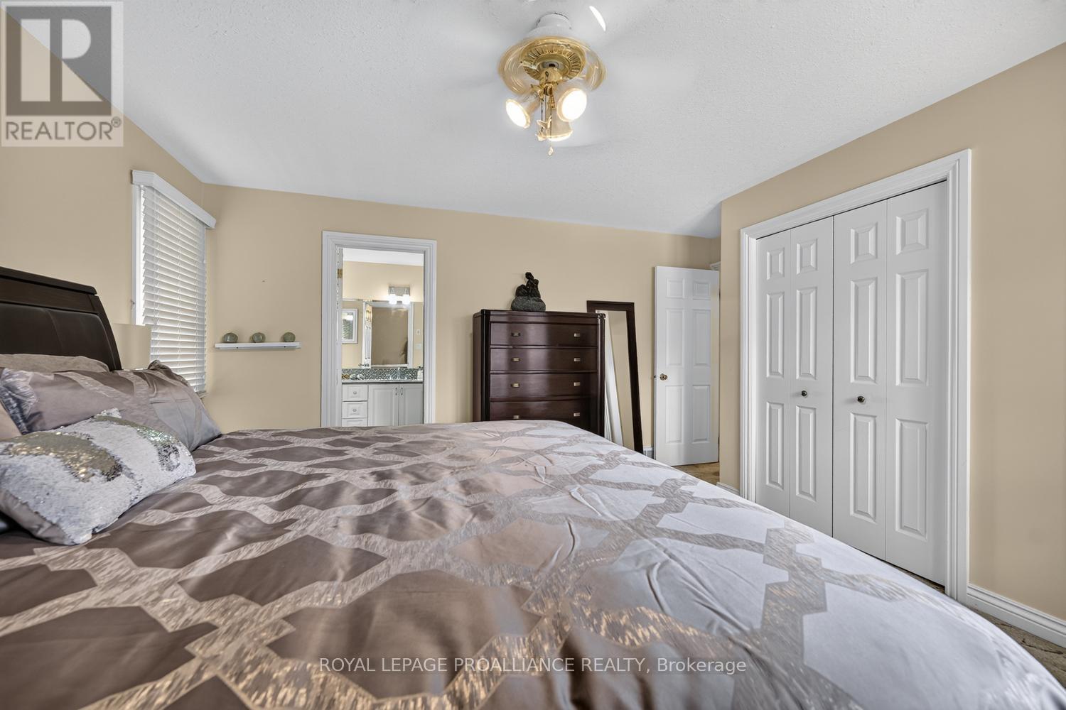 1099 BRIDLEWOOD DRIVE - Image 25