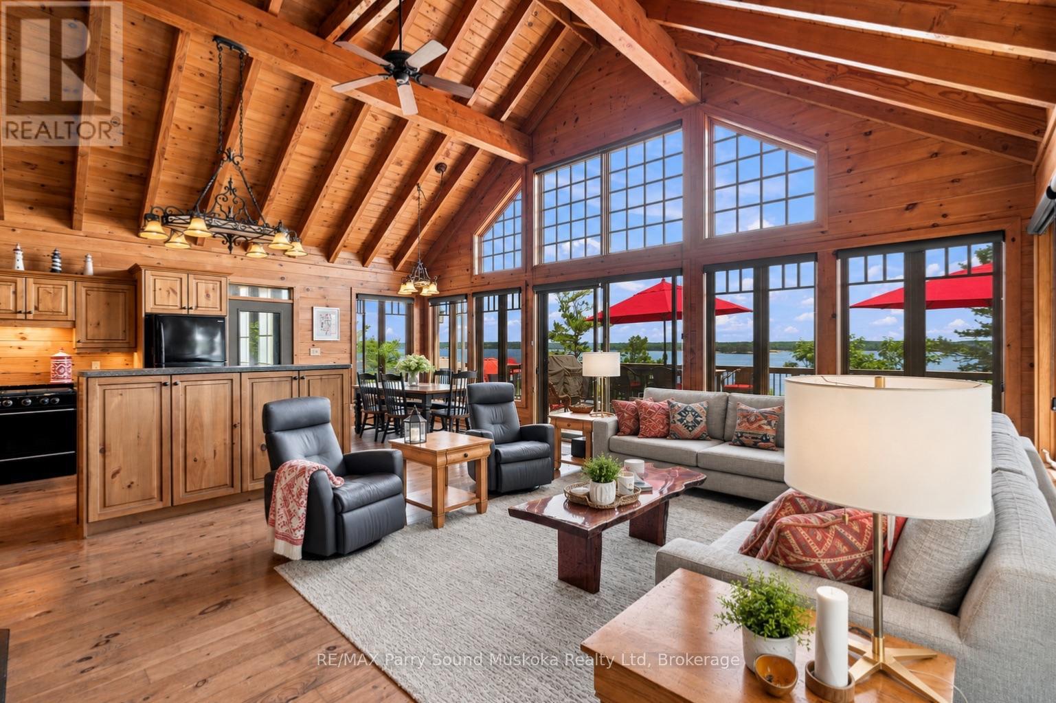 43 15C ISLAND - Image 11