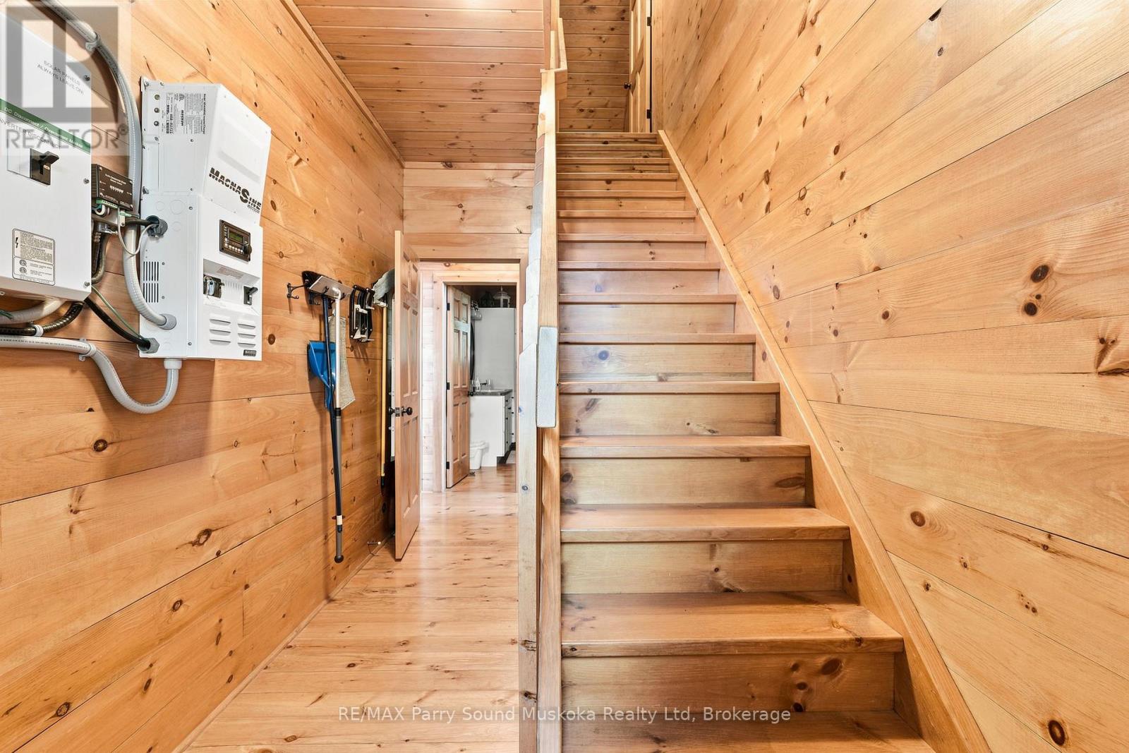 43 15C ISLAND - Image 15