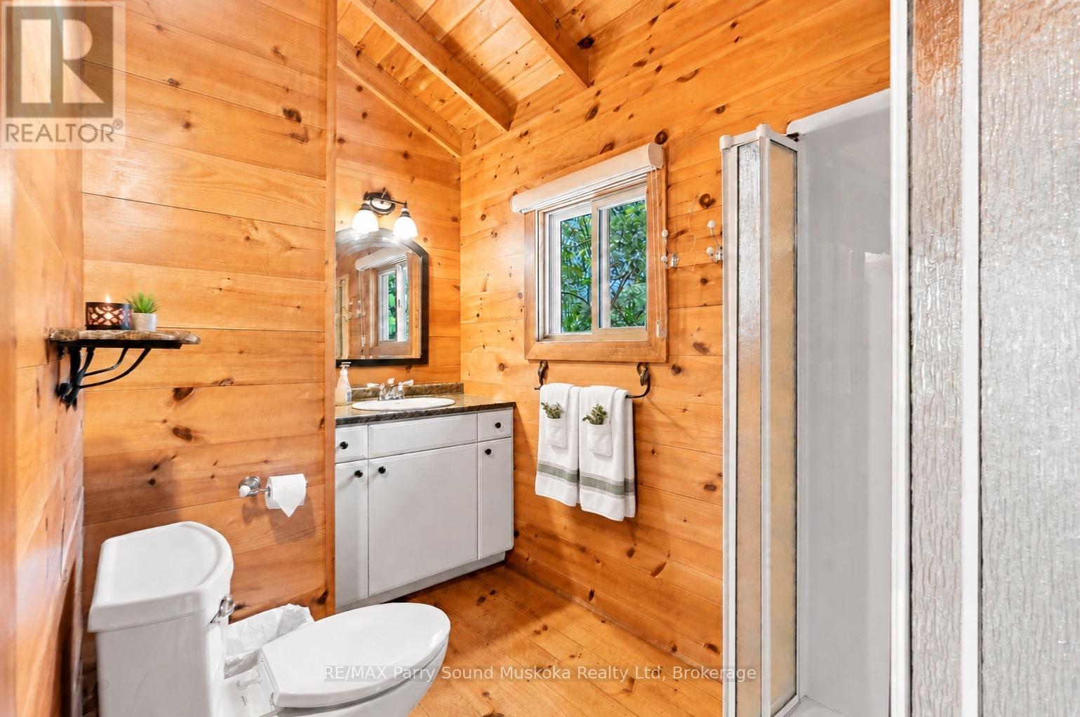 43 15C ISLAND - Image 18