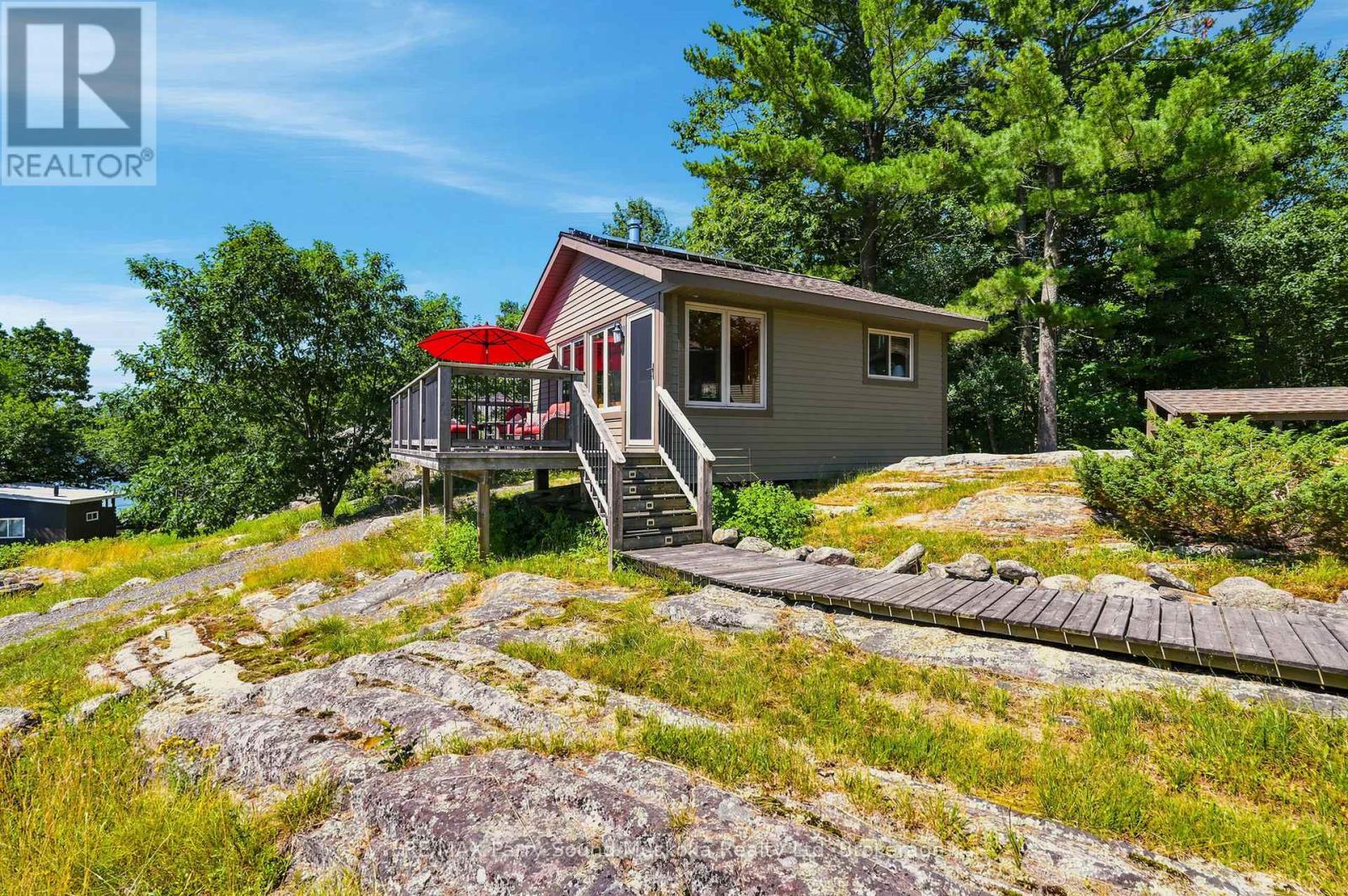 43 15C ISLAND - Image 19